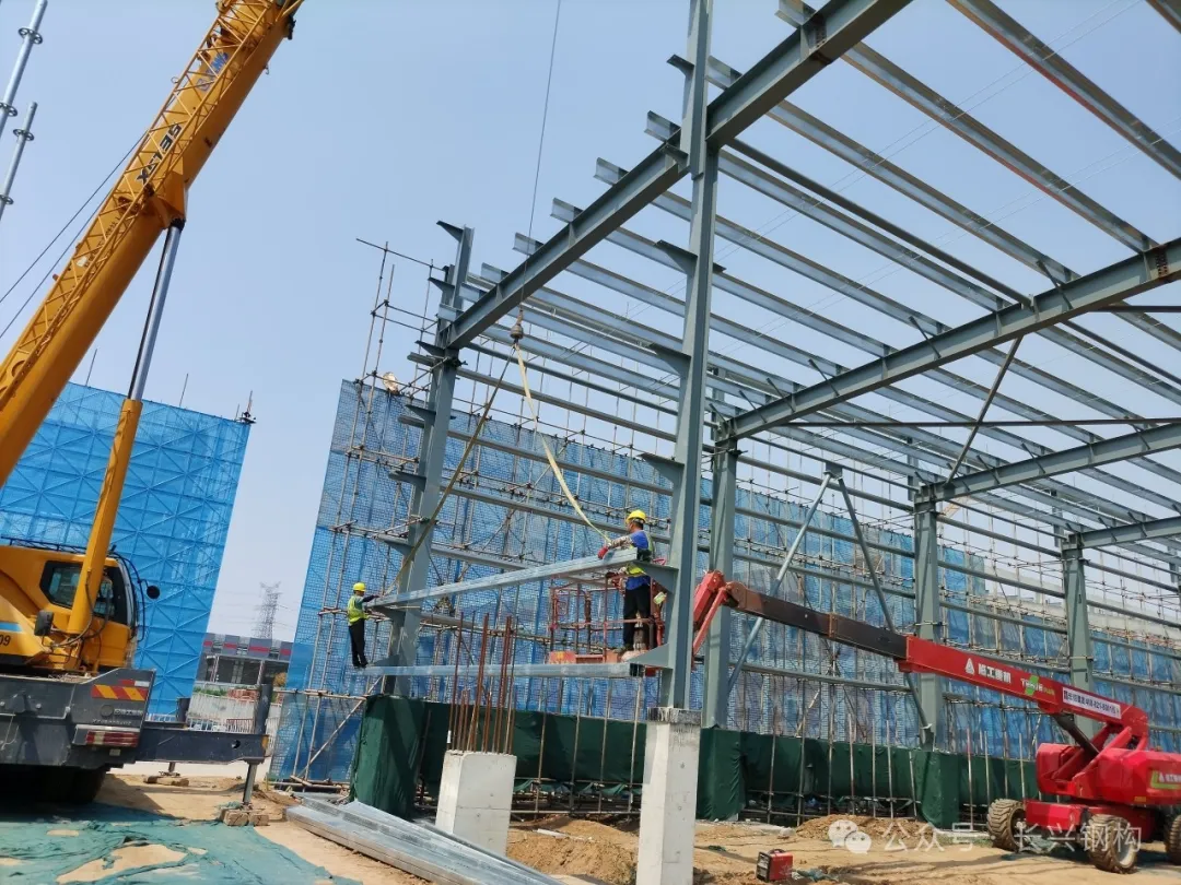 長興鋼構(gòu)：全面加強(qiáng)施工現(xiàn)場安全檢查，筑牢安全防線